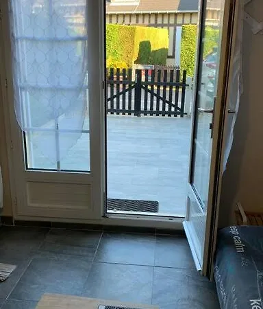 Charmante Maison Avec Terrasse - & 100m !