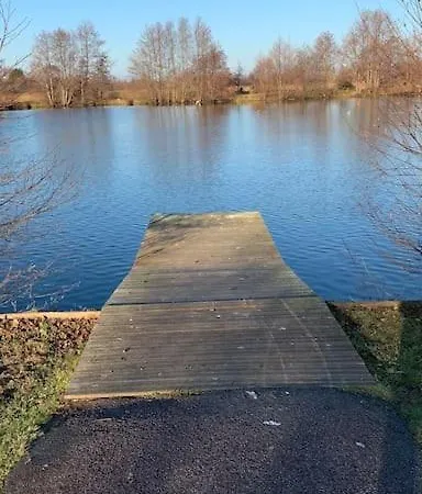 Charmante Maison Avec Terrasse - & 100m ! *