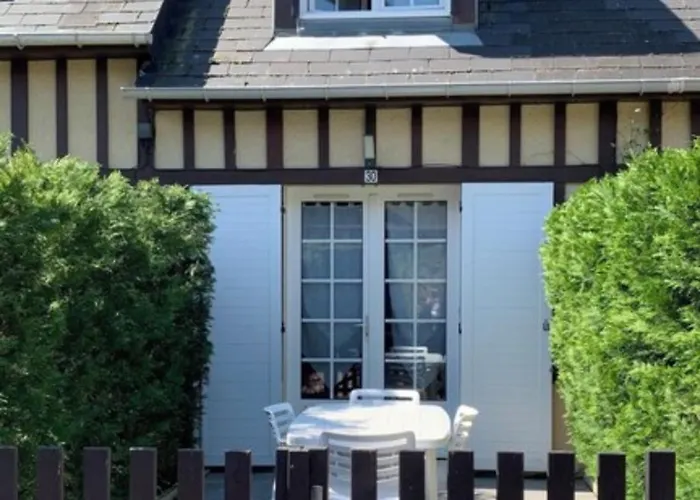 דירה Charmante Maison Avec Terrasse - & 100m ! *