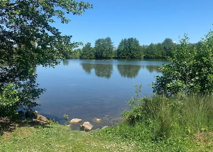 Charmante Maison Avec Terrasse - & 100m !