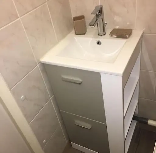 Charmante Maison Avec Terrasse - & 100m ! شقة فيلي سور مير