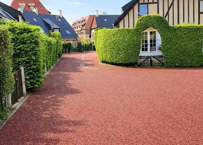 Charmante Maison Avec Terrasse - & 100m ! * فيلي سور مير